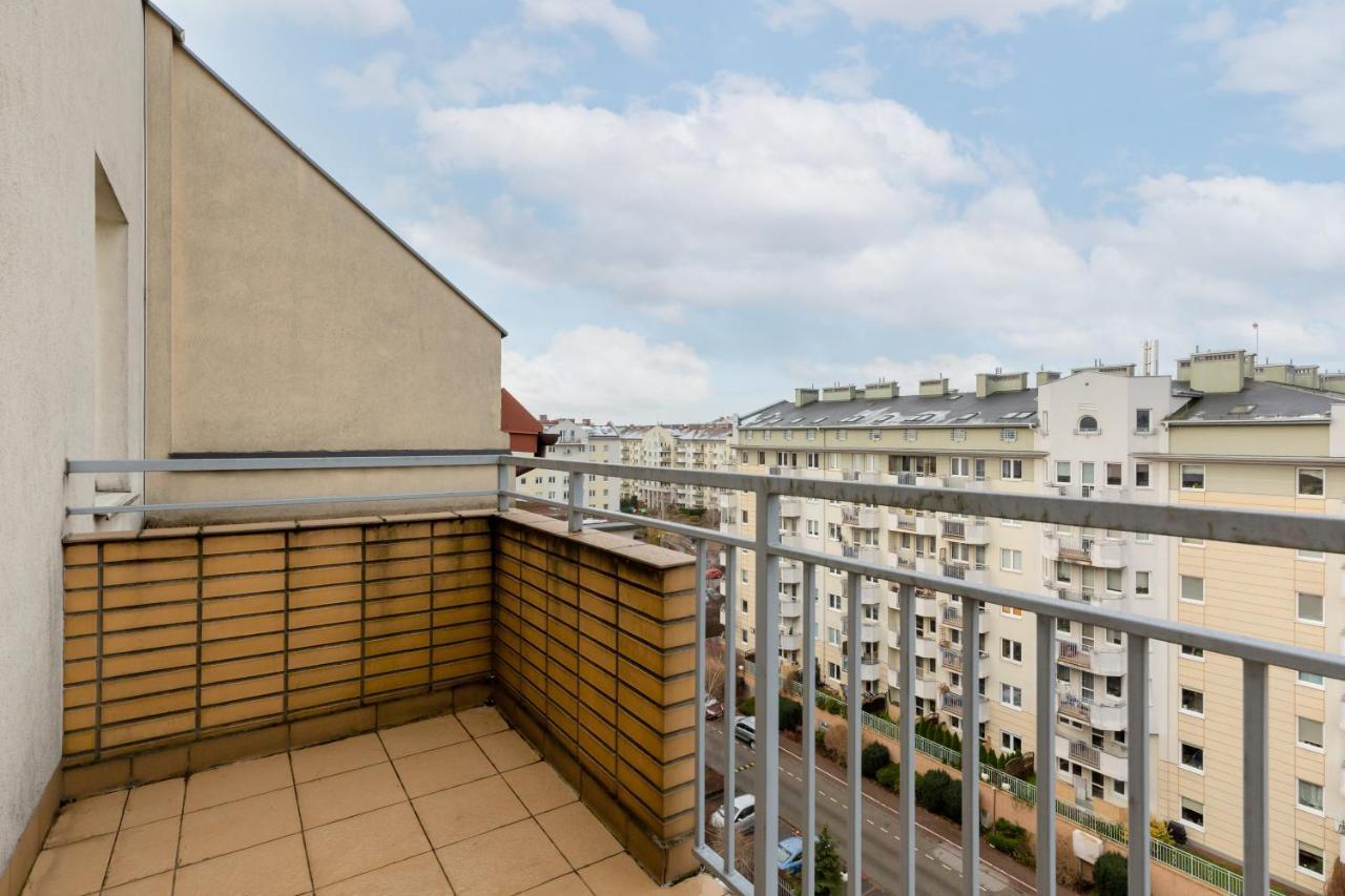 Apartments Chelmonskiego Warsaw Ursus By Noclegi Renters Экстерьер фото
